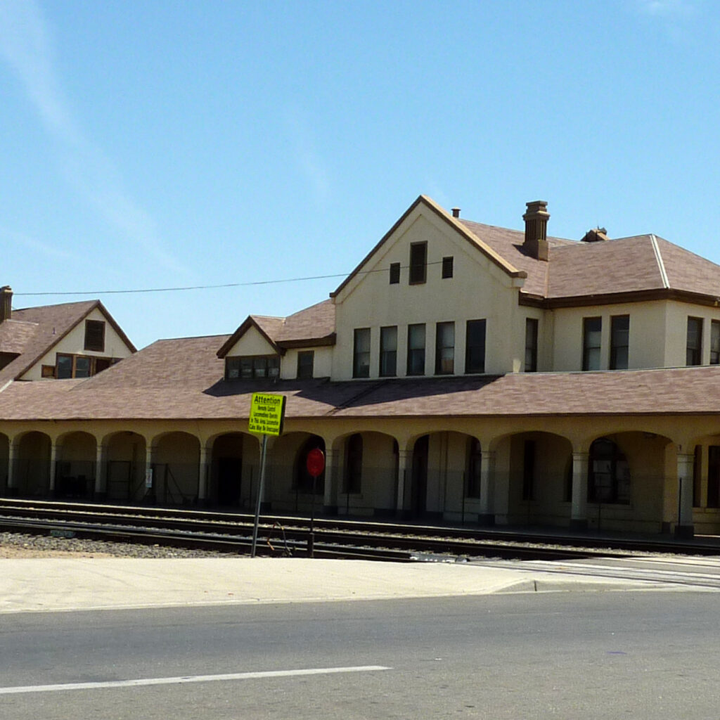 Book Amtrak From Bakersfield