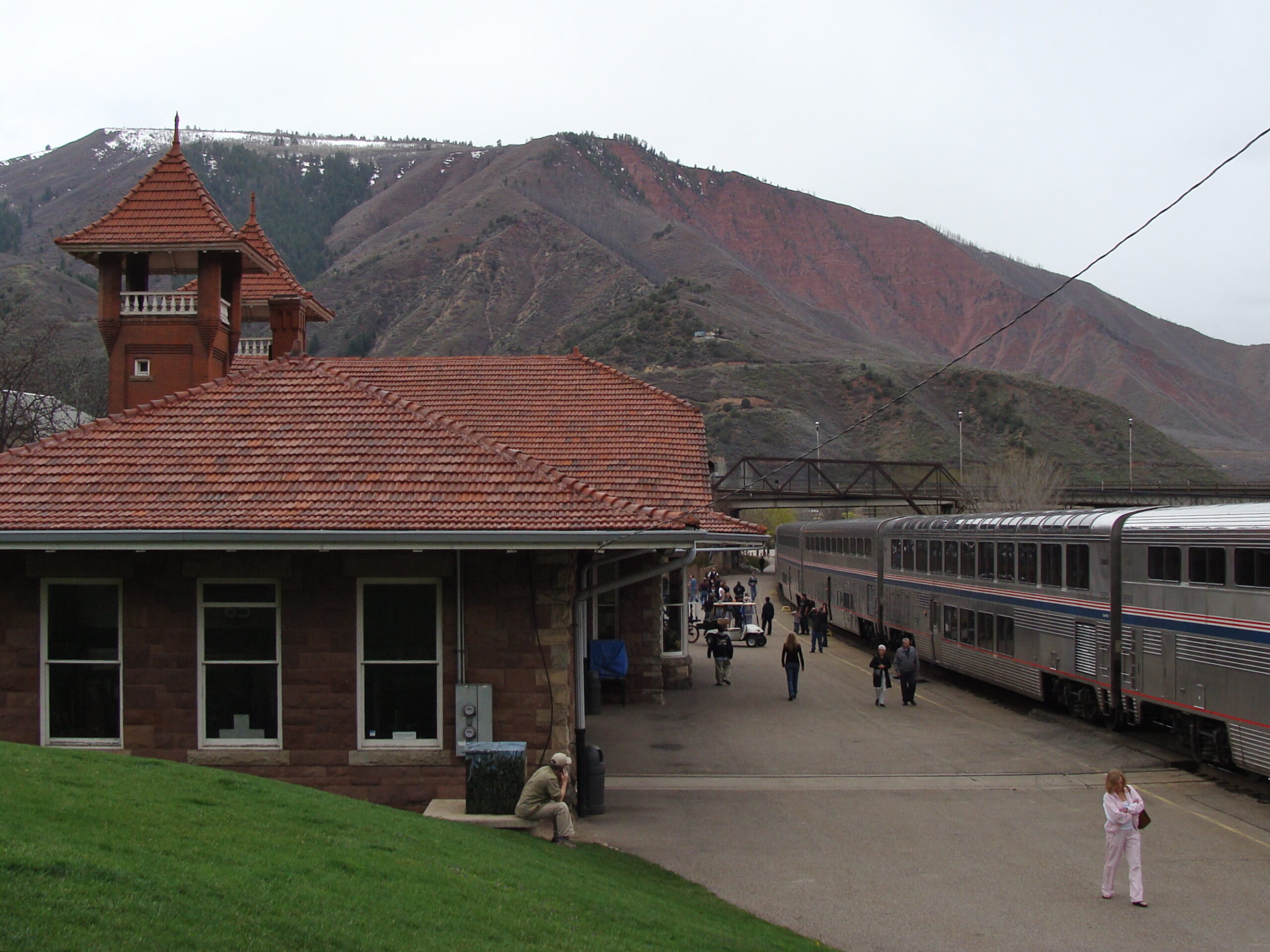 Book Amtrak From Glenwood Springs (GSC) +1.855.954.6300..!!
