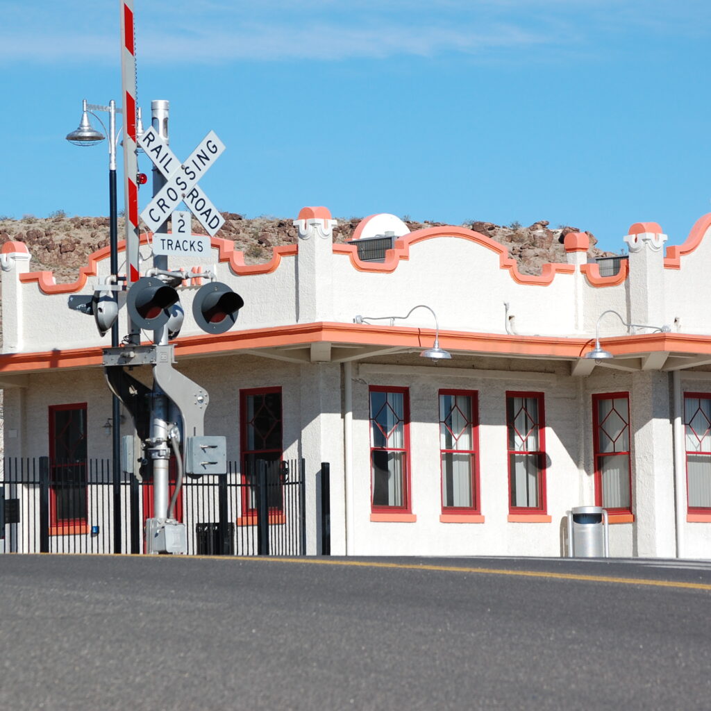 Book Amtrak From Kingman