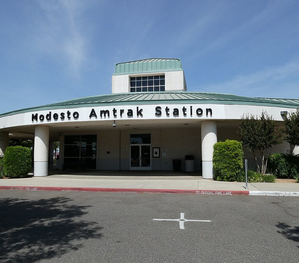 Book Amtrak From Modesto