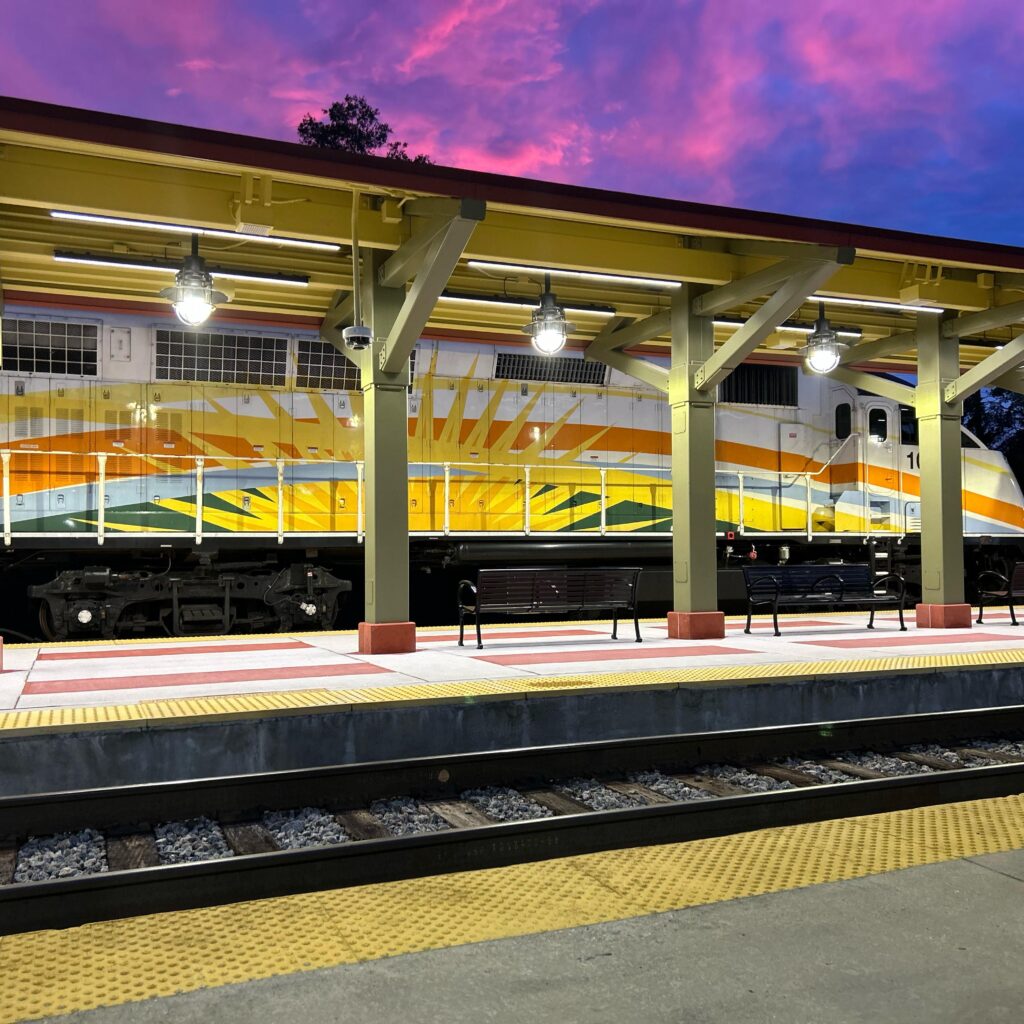 Book Amtrak From Du Quoin