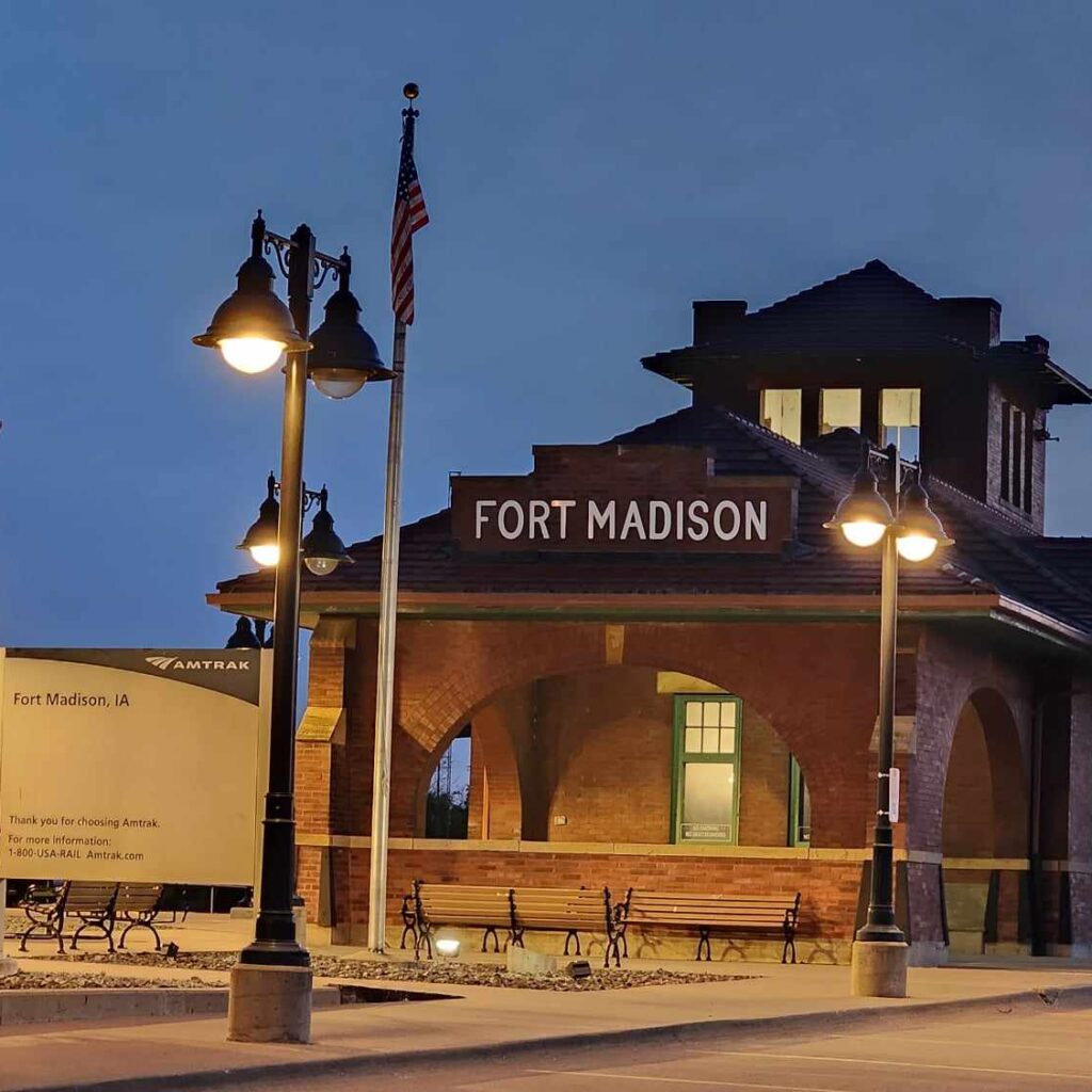 Book Amtrak From Fort Madison
