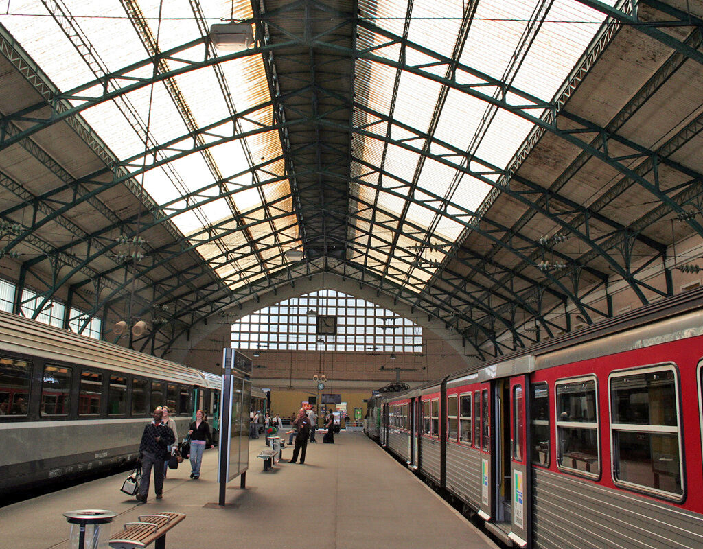 Book Amtrak From Havre