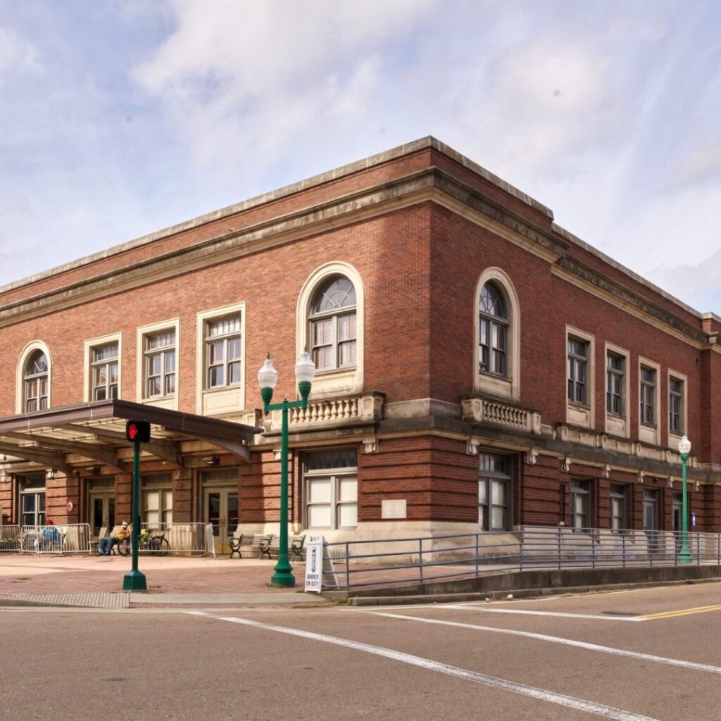 Book Amtrak From Jackson