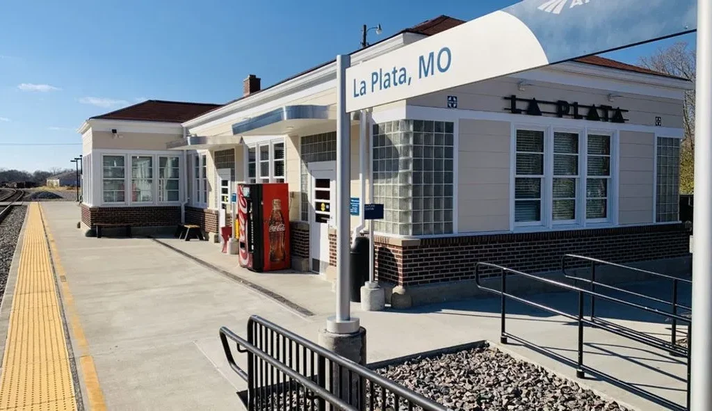 Book Amtrak From La Plata