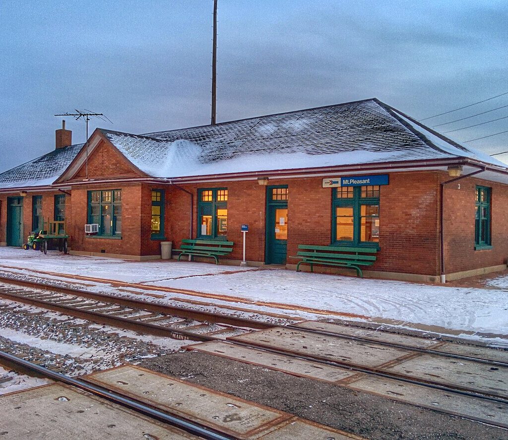 Book Amtrak From Mount Pleasant