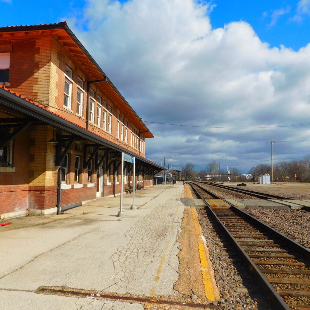 Book Amtrak From Poplar Bluff